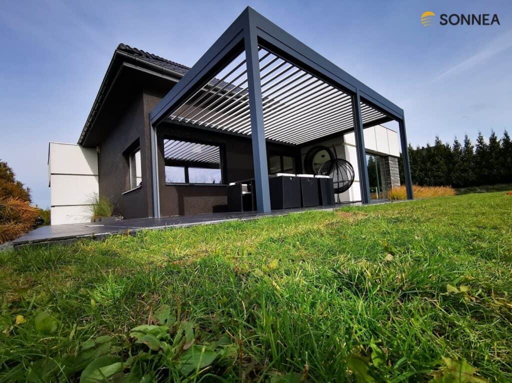 Pergola lamelowa Technic z roletami